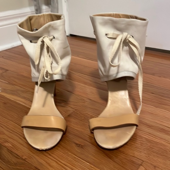 SEE by CHLOE sandals. Size 9 - Picture 1 of 7